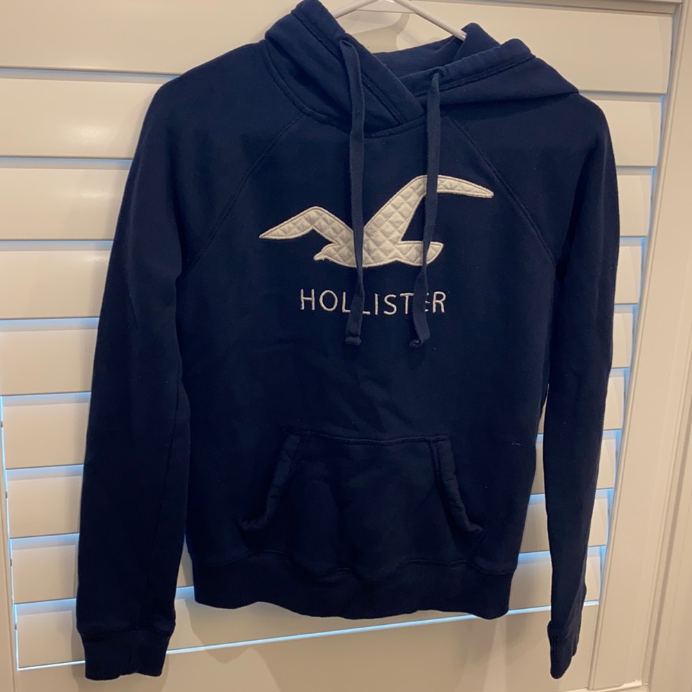 HOLLISTER NAVY BLUE HOODIE SIZE SMALL